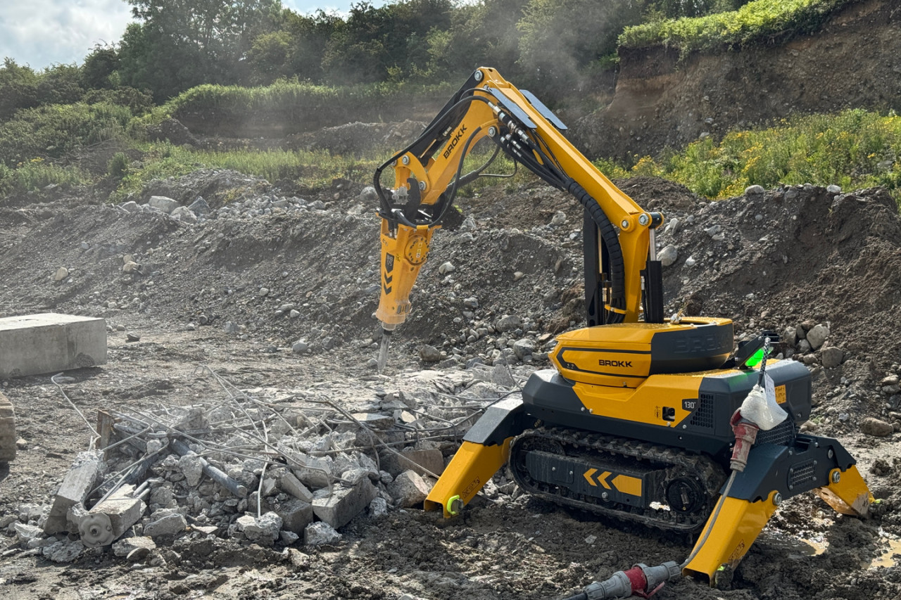 Roadshow Brokk 130+