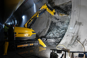 Brokk working with cross passages at Follobanan in Norway!