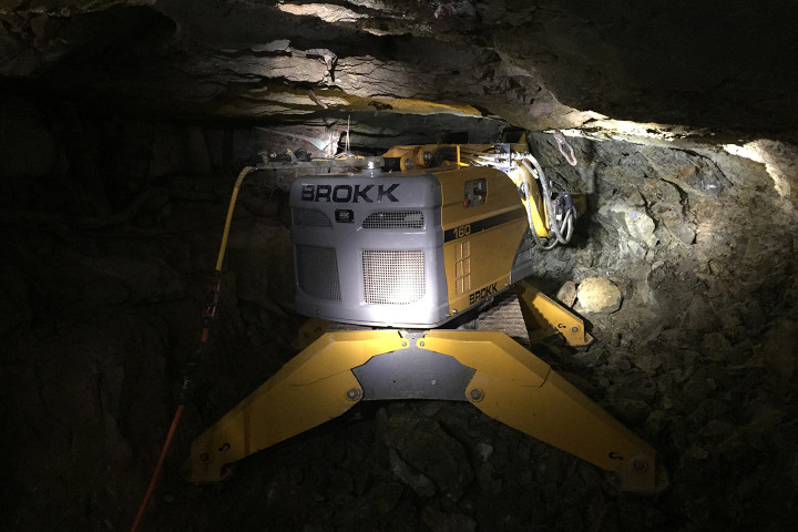 Brokk 160 with SB202 mine