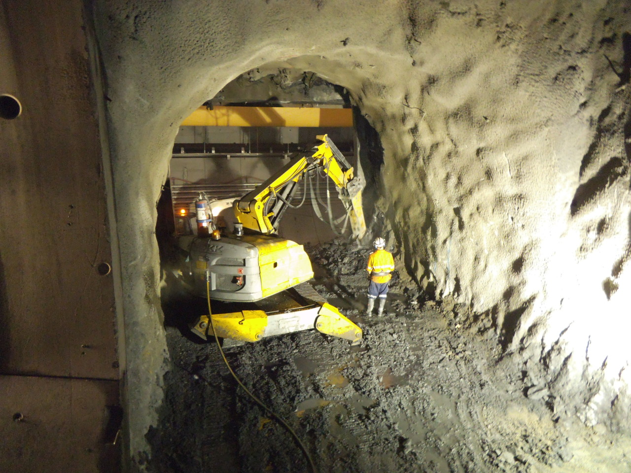 Brokk machines as the perfect choice for cross passages in Australia