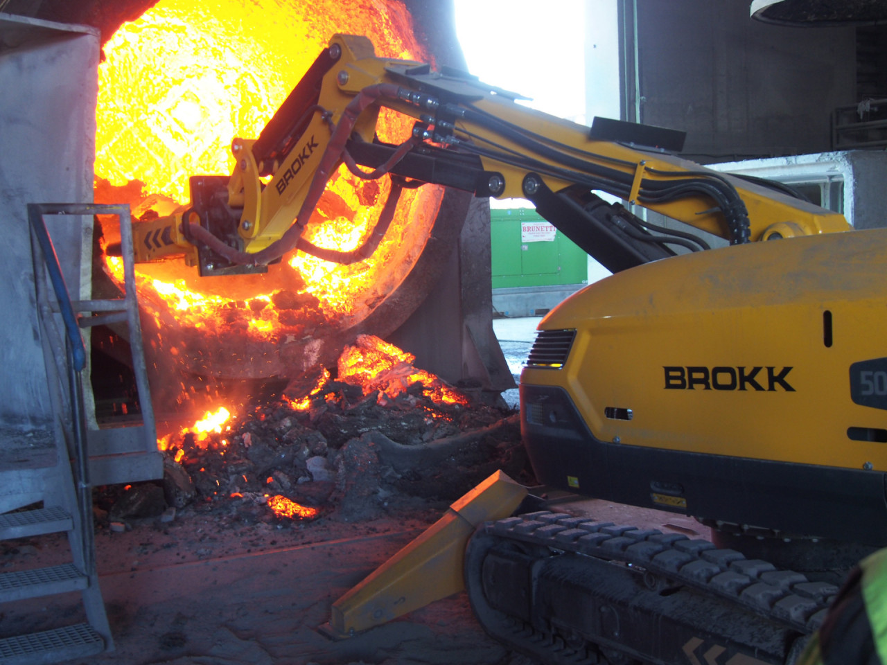 3 Common Questions about Demolition Robots in Metal Processing