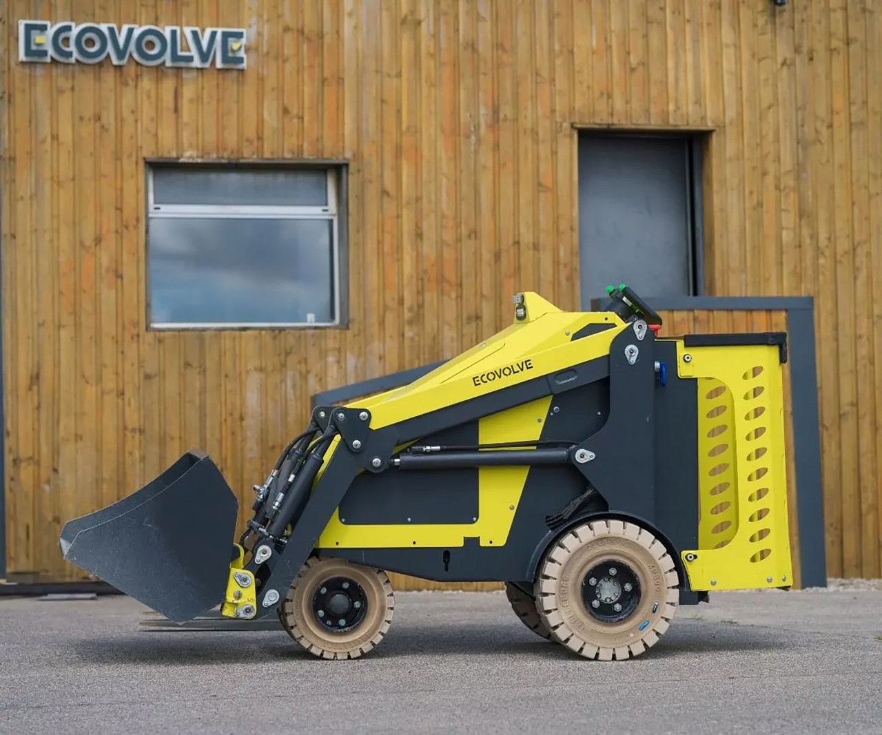 Brokk Inc. to Showcase the Ecovolve EL500 Electric Mini Loader at CONEXPO-CON/AGG 2026